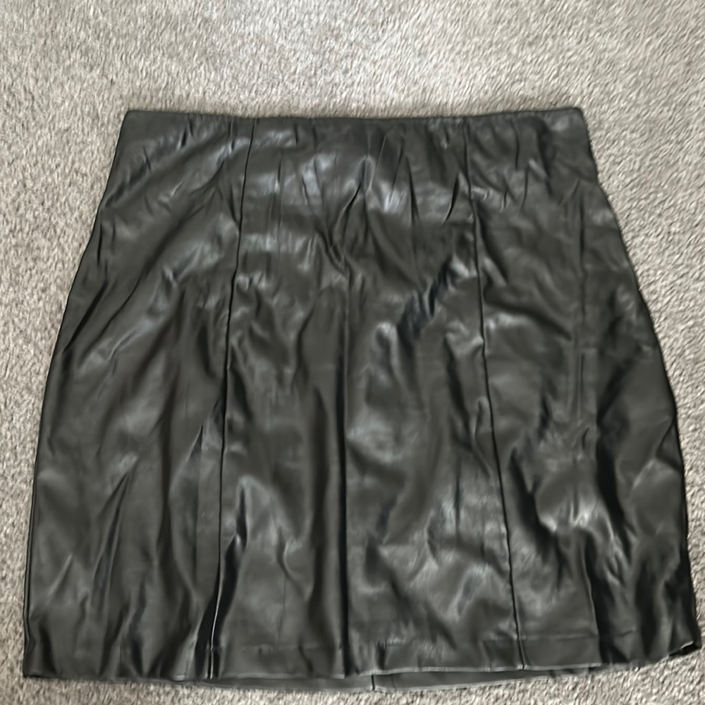 Black faux leather pencil skirt Fashion Nova